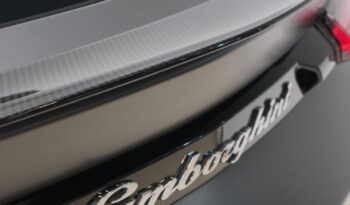 Lamborghini Urus 2022 full