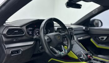 Lamborghini Urus 2022 full