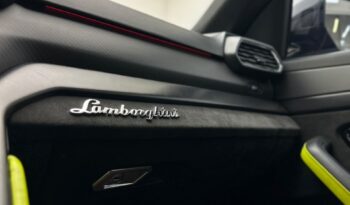 Lamborghini Urus 2022 full