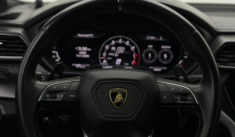 Lamborghini Urus 2022 full