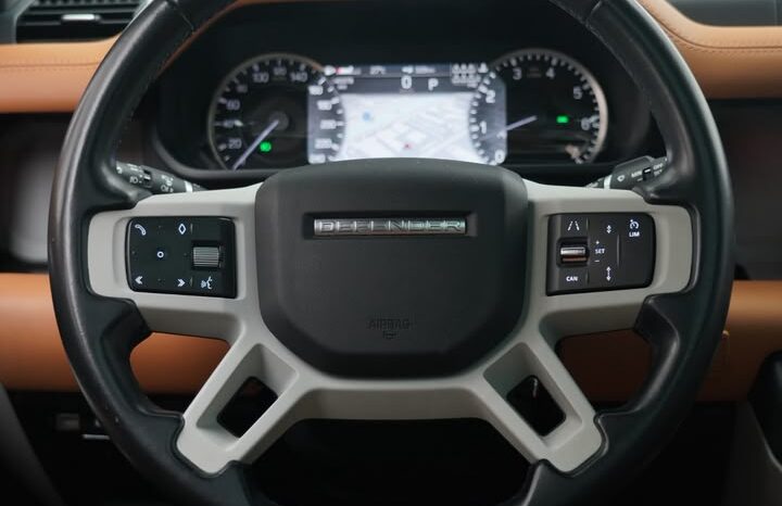 DEFENDER 130 GCC 2023 UNDER WARRANTY full