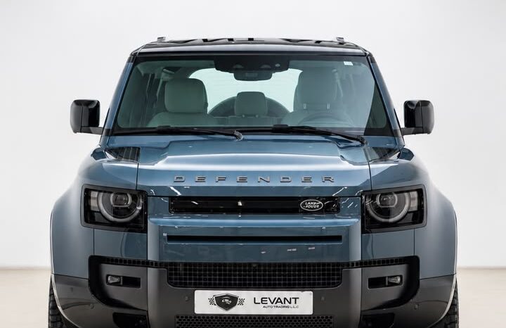 LAND ROVER DEFEDER 2026 V4 GCC ZERO full
