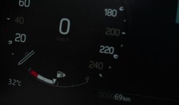 LAND ROVER DEFEDER 2026 V4 GCC ZERO full