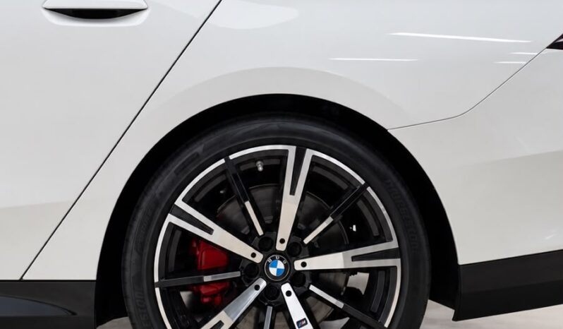 BMW 530I 2026 GCC BRAND NEW UNDER WARRANTY full