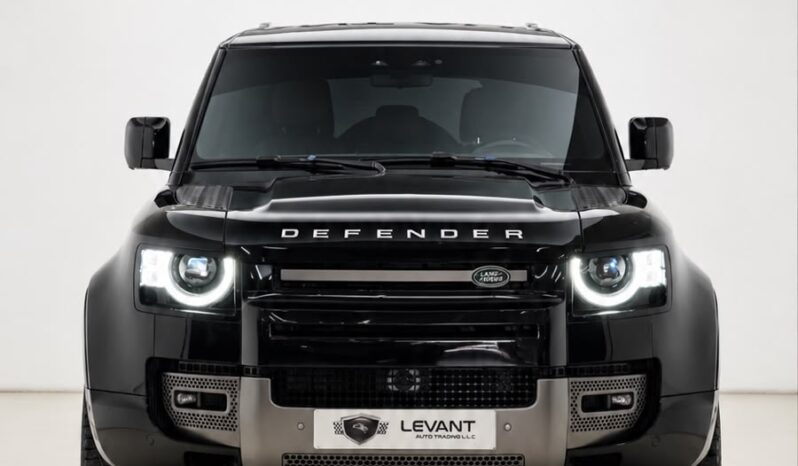 LAND ROVER DEFENDER X DYNAMIC HSE GCC full