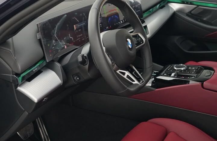 BMW 520I KIT M GCC BRAND NEW ZERO GCC UNDER WARRANTY full