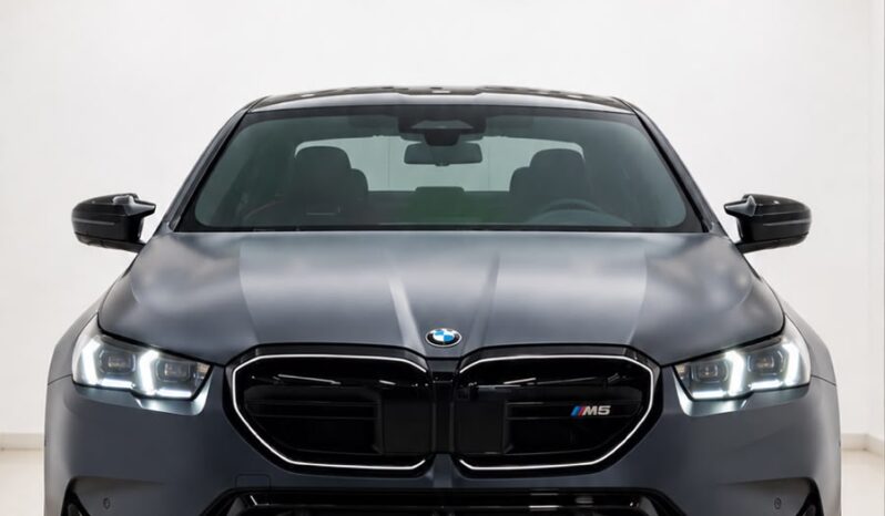 BMW M5 2025 GCC UNDER WARRANTY AND SERVICE PACKAGE full