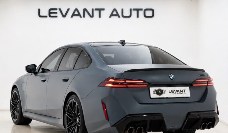 BMW M5 2025 GCC UNDER WARRANTY AND SERVICE PACKAGE full