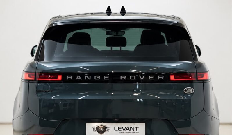 RANGE ROVER VOGUE 2023 GCC V8 full